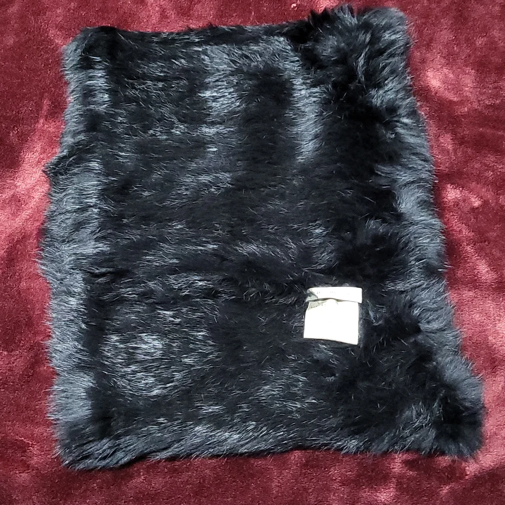 Burberry 100% real rabbit fur trim - Picture 3 of 4